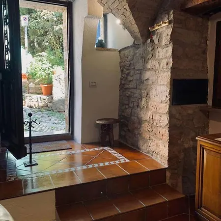 Casa Vacanza Fiordaliso 斯佩洛
